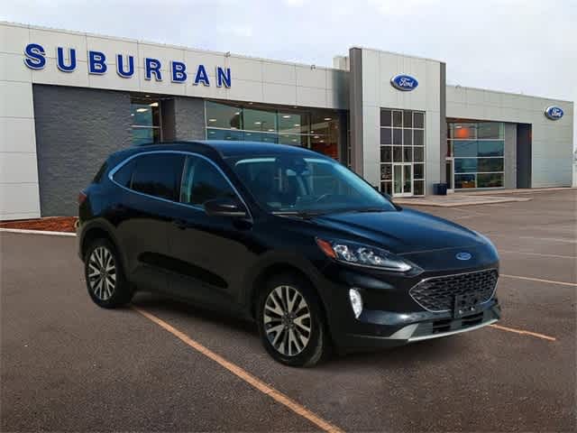 2022 Ford Escape Titanium 2