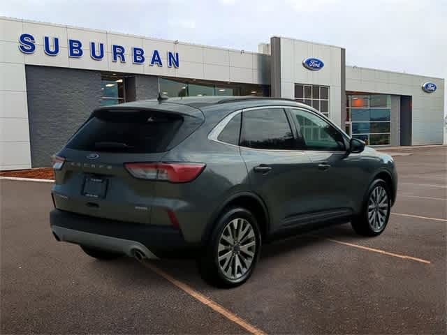 2022 Ford Escape Titanium 8