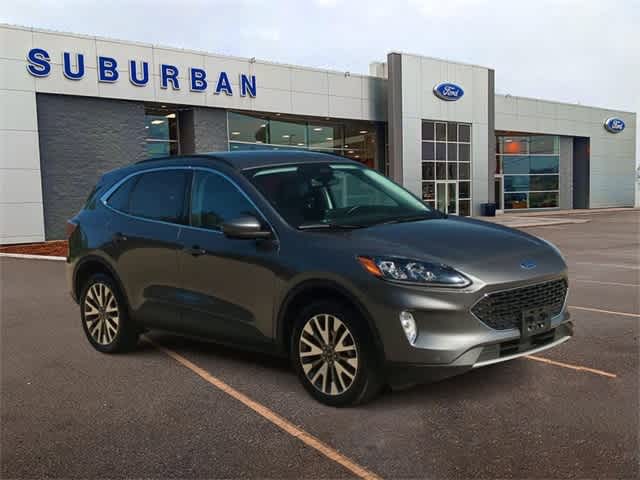 2022 Ford Escape Titanium 2