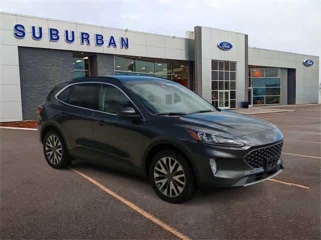 2020 Ford Escape Titanium 2