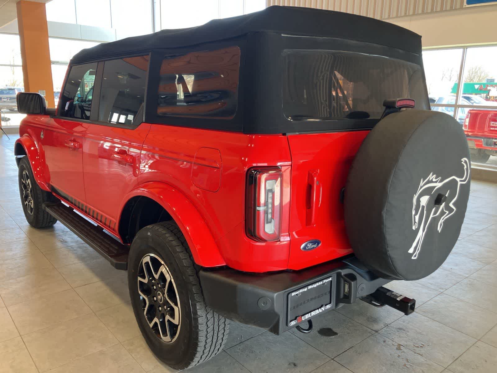 View vehicle photo 7