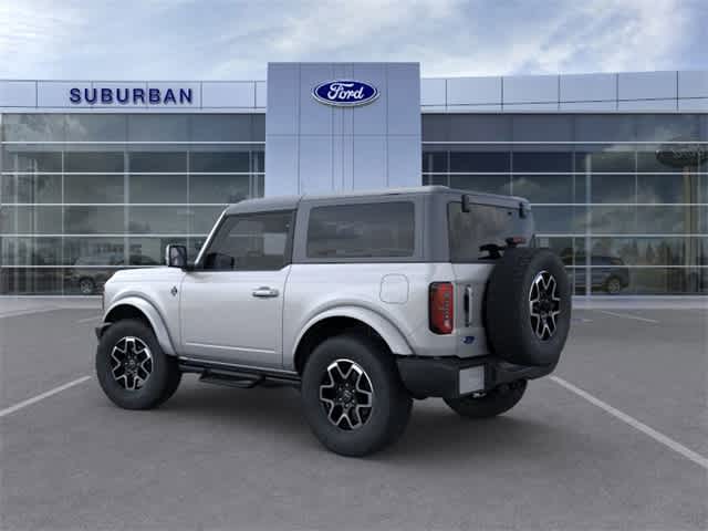 2023 Ford Bronco Outer Banks 4