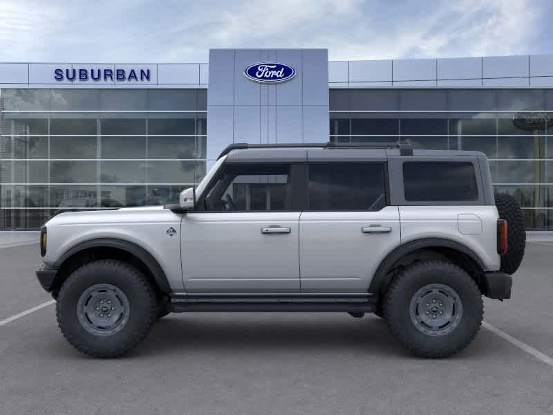 2024 Ford Bronco Outer Banks 3