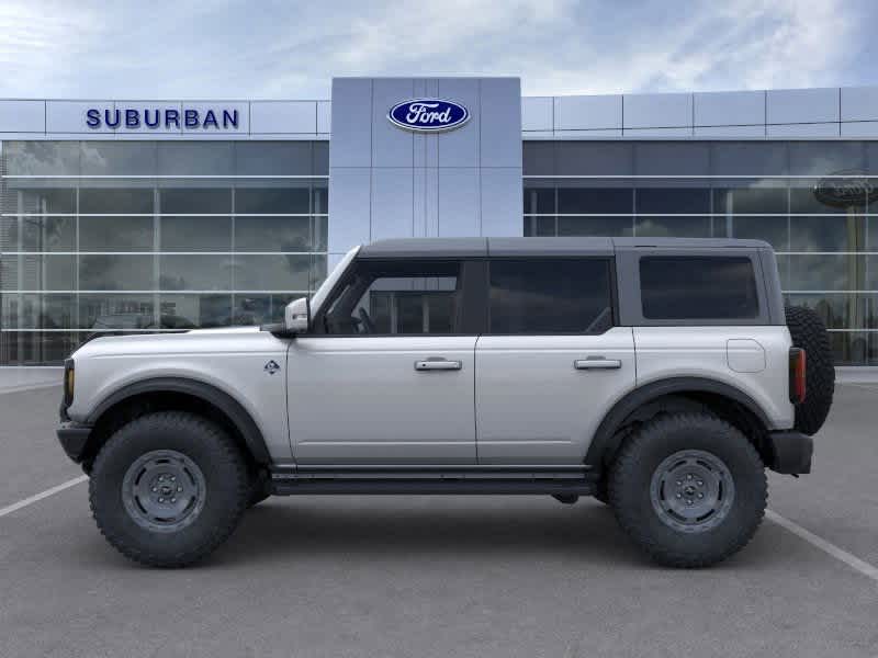 2024 Ford Bronco Outer Banks 3