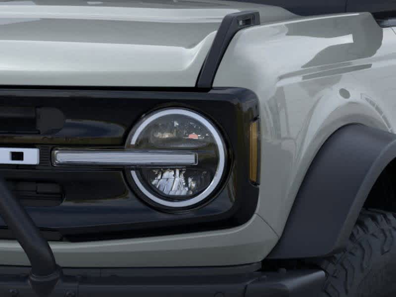 2024 Ford Bronco Outer Banks 20