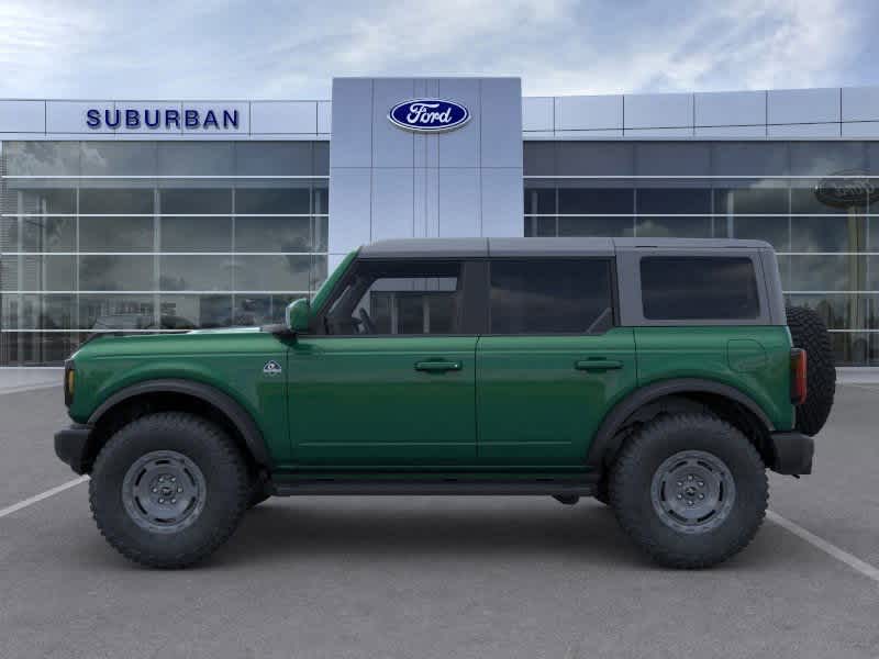 2024 Ford Bronco Outer Banks 3