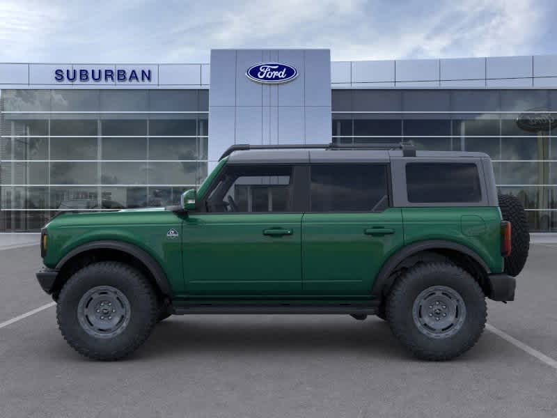 2024 Ford Bronco Outer Banks 3