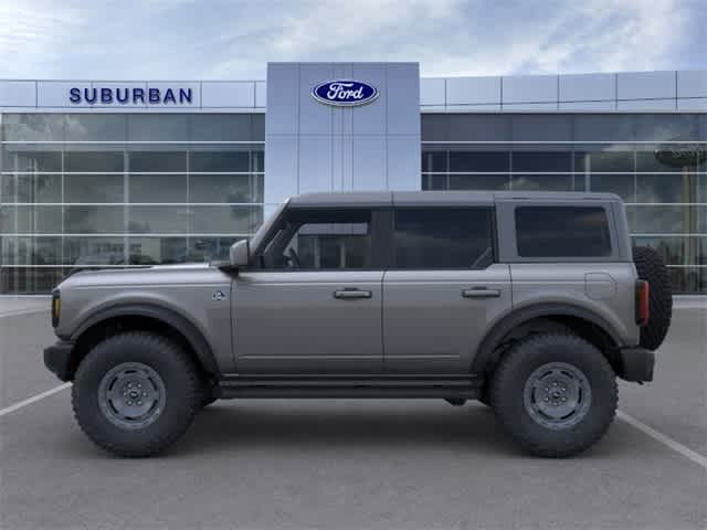 2024 Ford Bronco Outer Banks 3