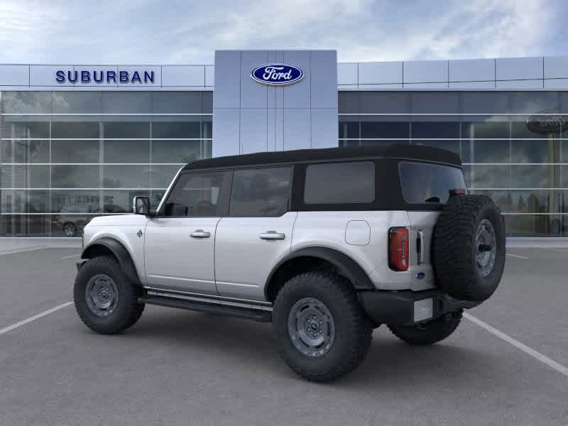 2024 Ford Bronco Outer Banks 4