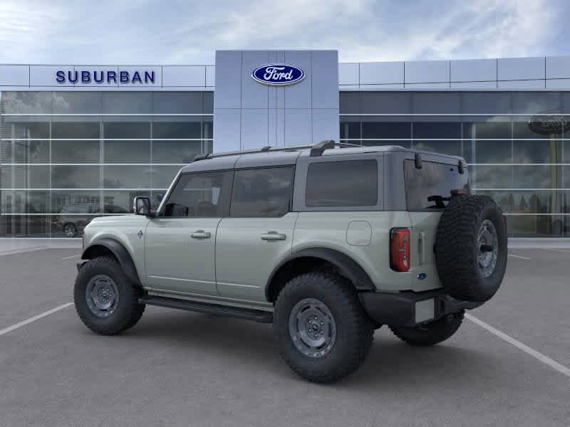 2024 Ford Bronco Outer Banks 4