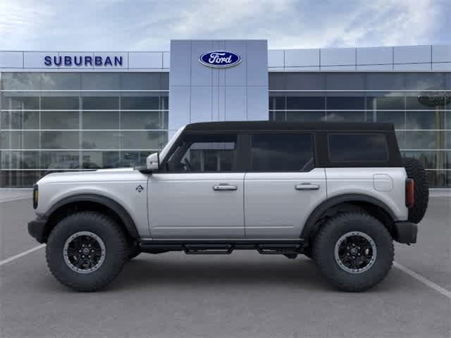 2024 Ford Bronco Outer Banks 3