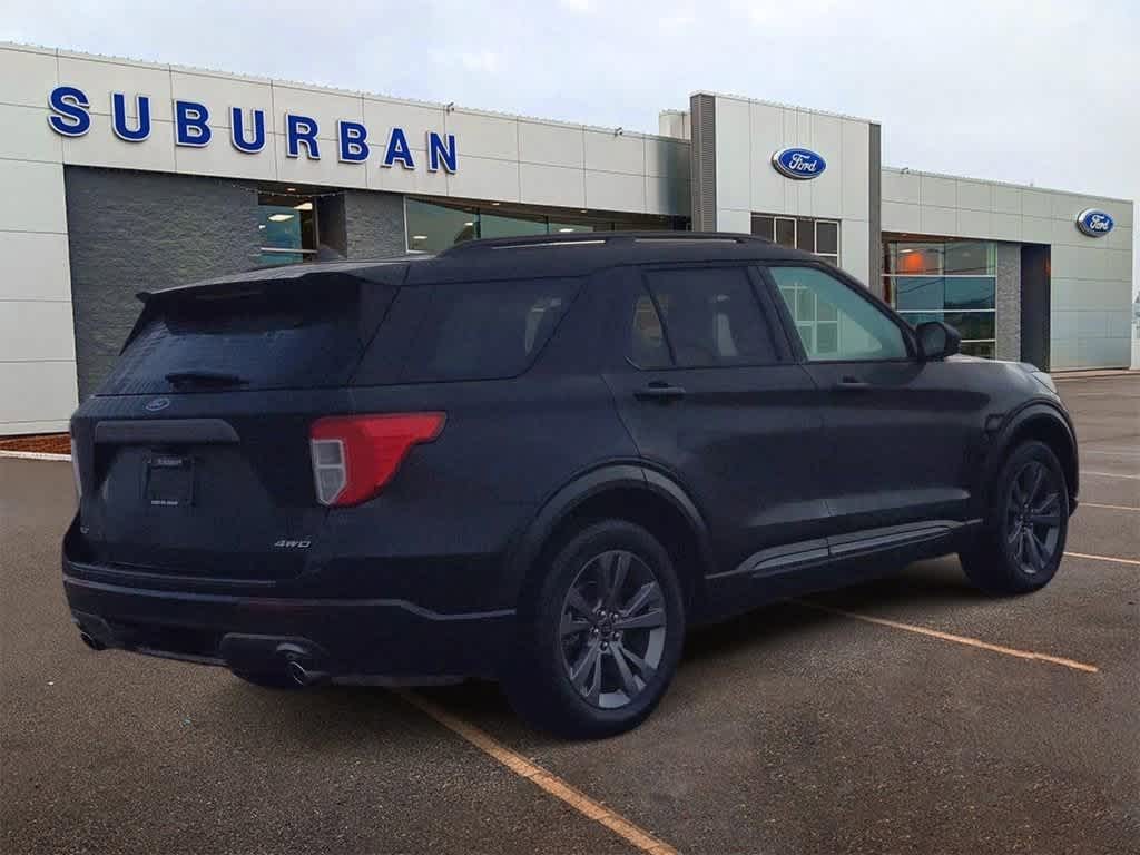 2022 Ford Explorer XLT 8