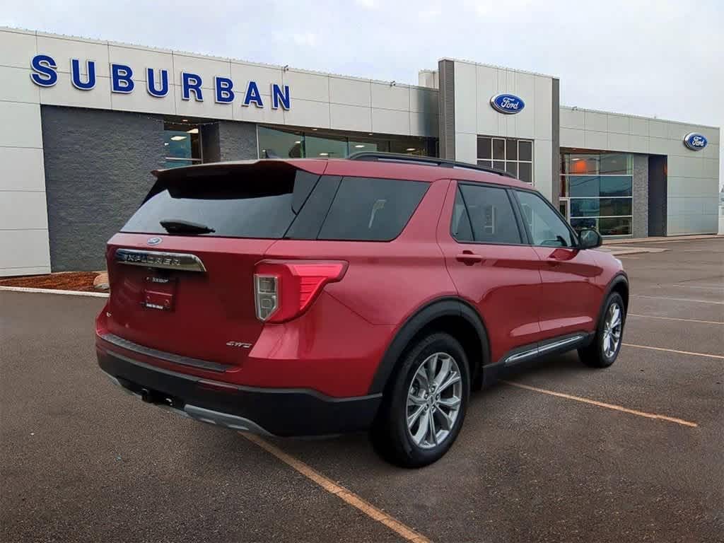 2022 Ford Explorer XLT 8