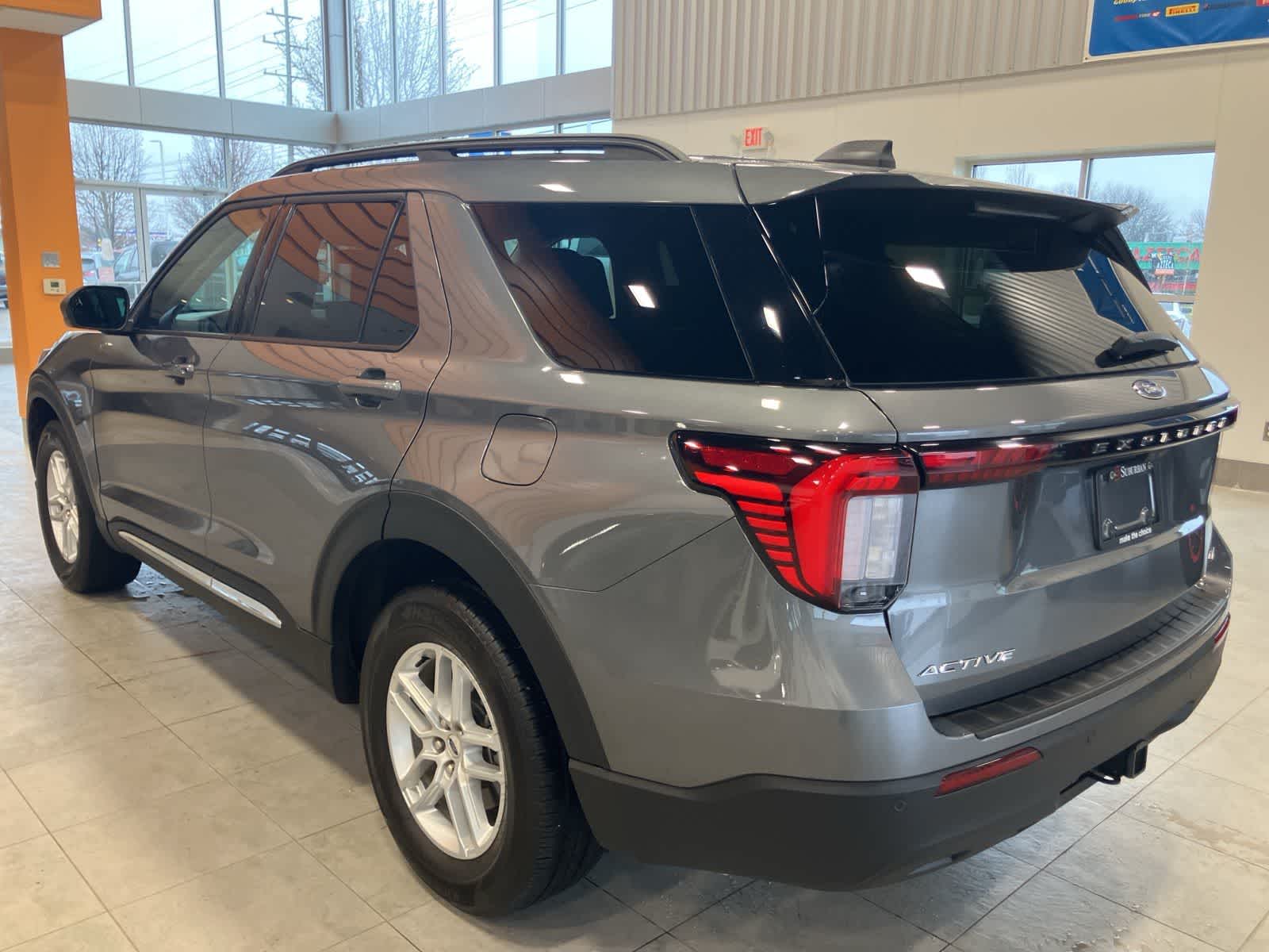 View vehicle photo 7