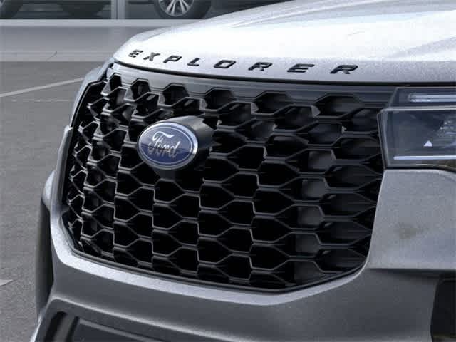 2025 Ford Explorer ST-Line 17