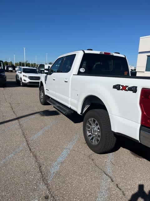 2020 Ford Super Duty F-250 SRW LARIAT 4WD Crew Cab 6.75 Box 4