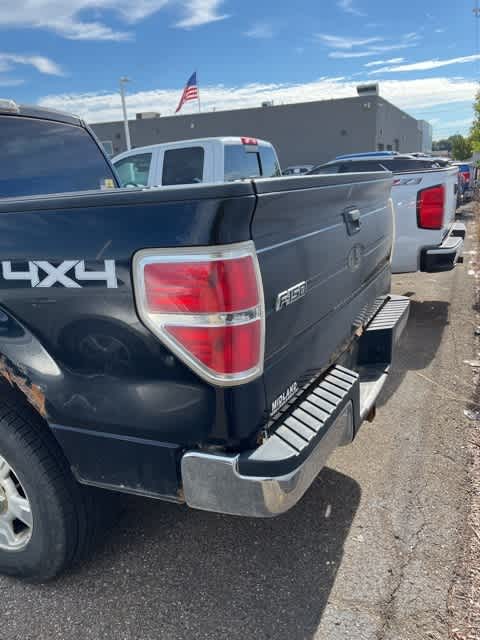 2009 Ford F-150 XLT 2