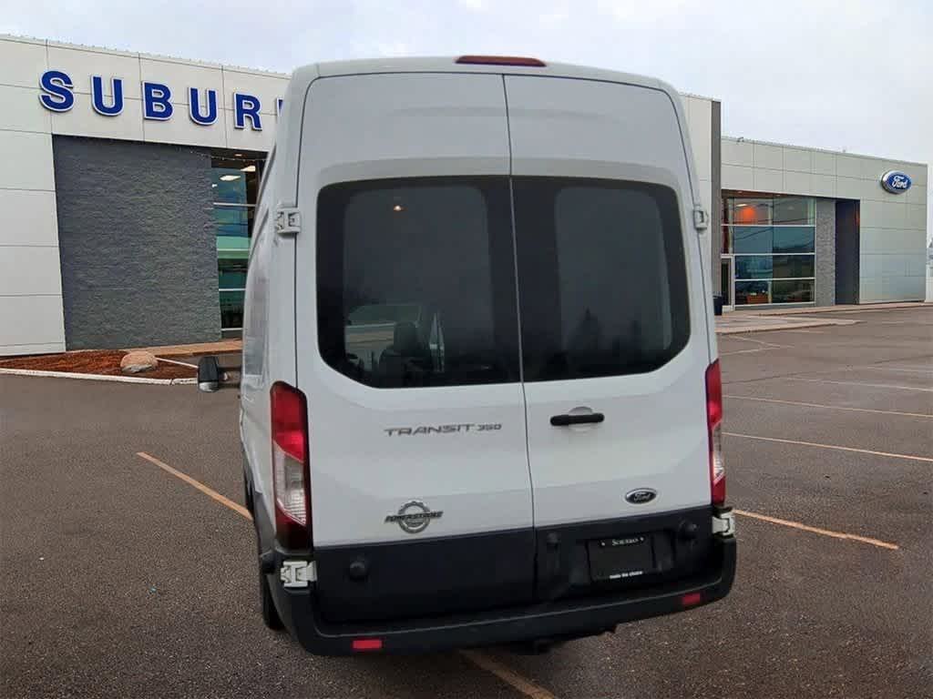 2015 Ford Transit  7