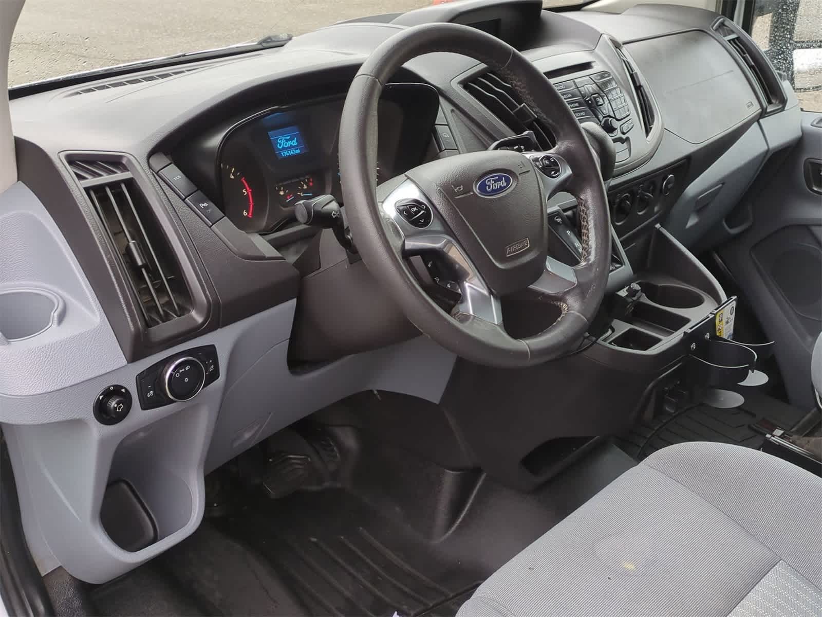 2015 Ford Transit  10