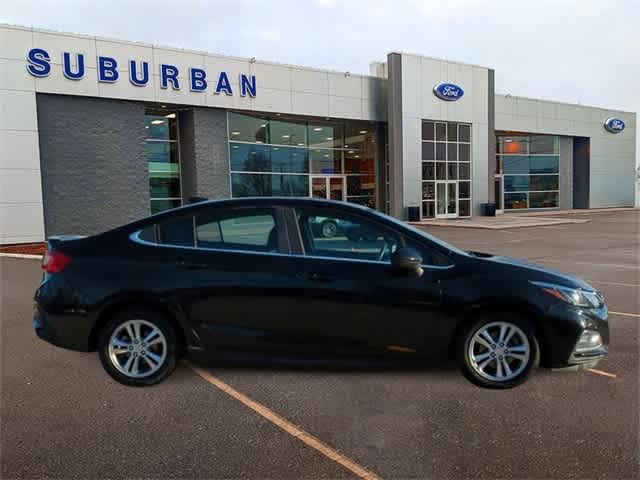 2016 Chevrolet Cruze LT 9