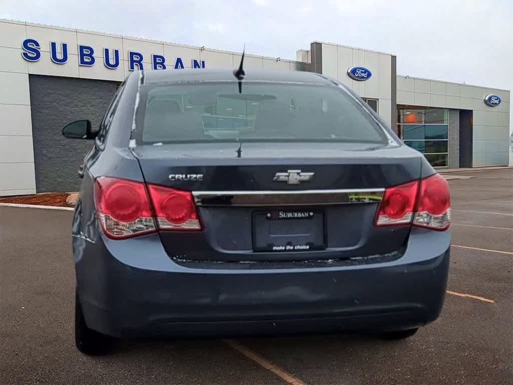 2014 Chevrolet Cruze LS 7