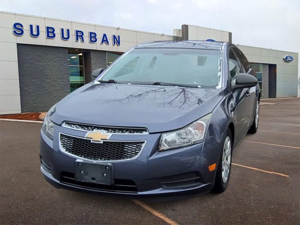 2014 Chevrolet Cruze LS 3