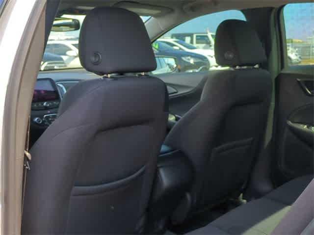 2019 Chevrolet Malibu LS 18