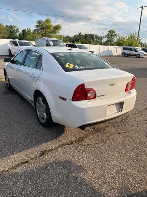 2010 Chevrolet Malibu LT w/1LT 2