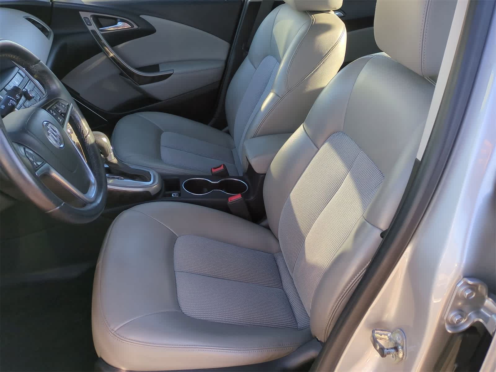 2016 Buick Verano Convenience Group 16