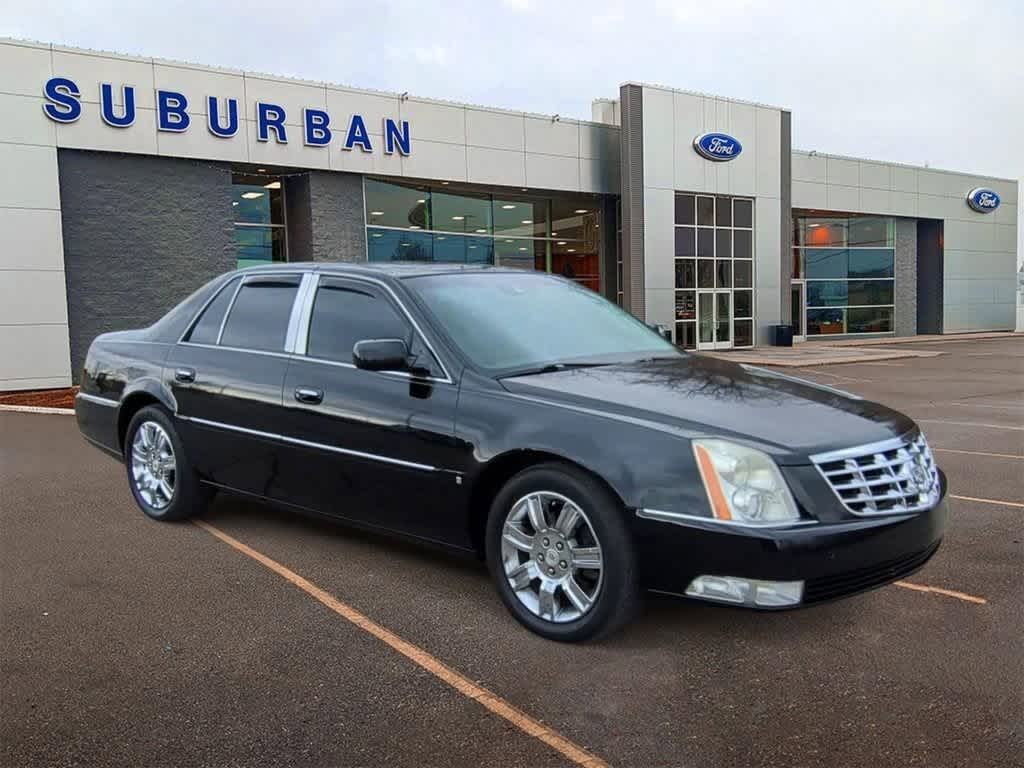 2010 Cadillac DTS w/1SE 2