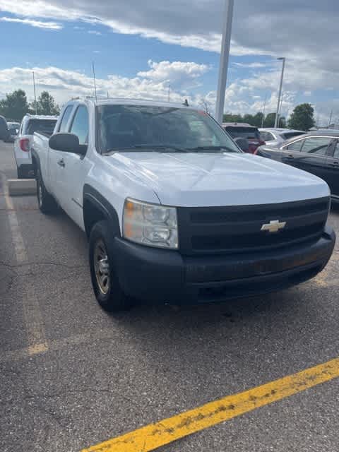 2008 Chevrolet Silverado 1500 Work Truck 2WD Ext Cab 143.5 9