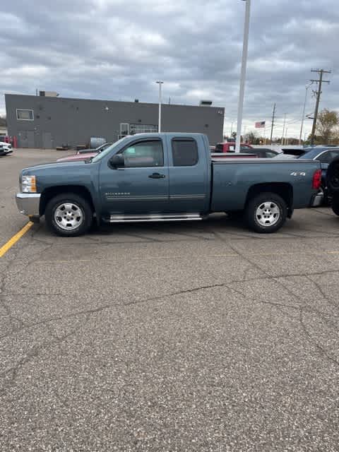 2013 Chevrolet Silverado 1500 LT 4WD Ext Cab 143.5 2