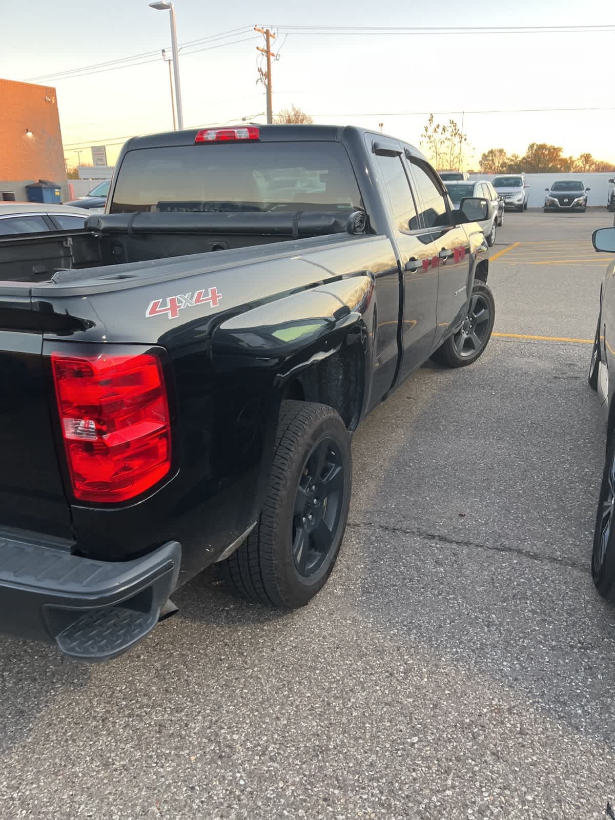 2015 Chevrolet Silverado 1500 Work Truck 4WD Double Cab 143.5 5