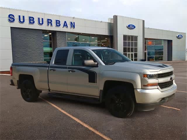 2018 Chevrolet Silverado 1500 Custom 4WD Double Cab 143.5 2