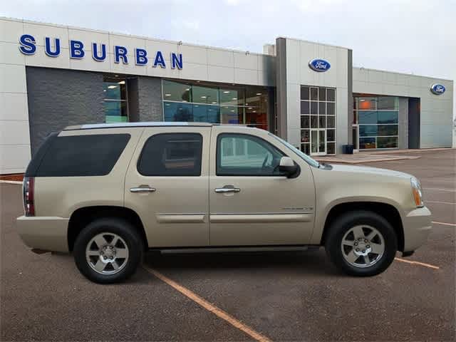 2008 GMC Yukon Denali DENALI 9