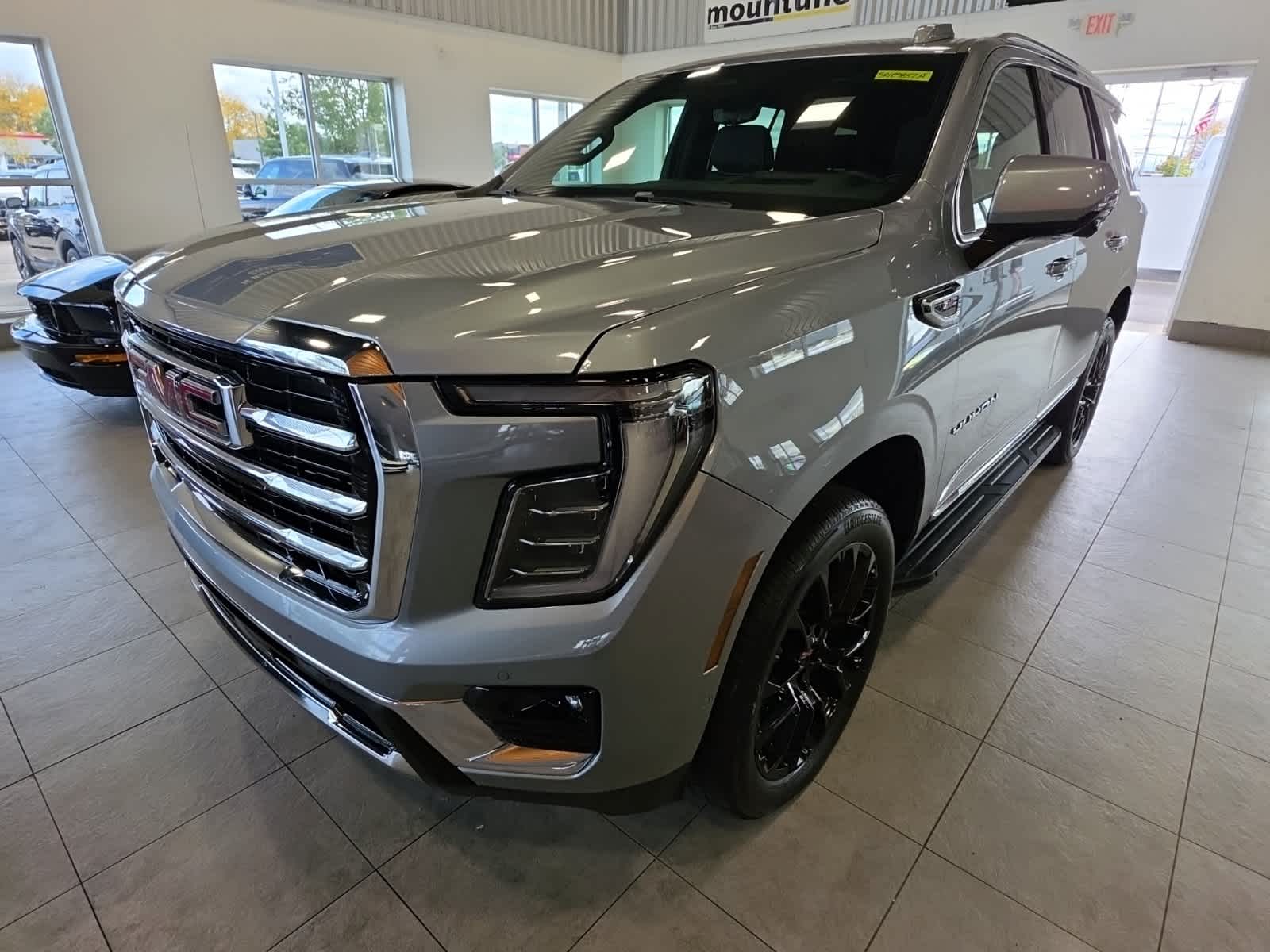 2025 GMC Yukon Elevation