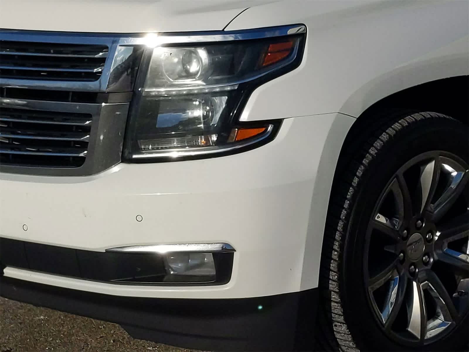 2015 Chevrolet Tahoe LTZ 11