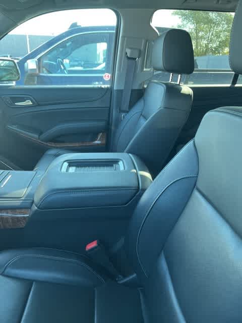 2017 Chevrolet Suburban Premier 13