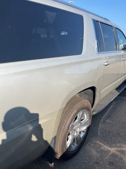 2017 Chevrolet Suburban Premier 6