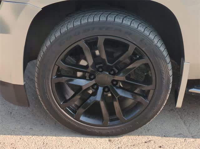 2017 Chevrolet Suburban Premier 14