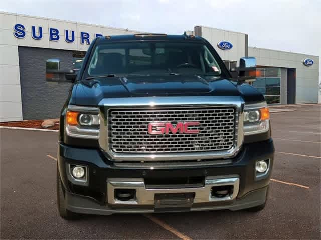 2016 GMC Sierra 2500HD Denali 4WD Crew Cab 153.7 3