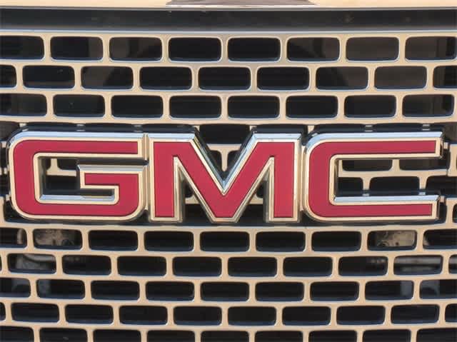 2016 GMC Sierra 2500HD Denali 4WD Crew Cab 153.7 12