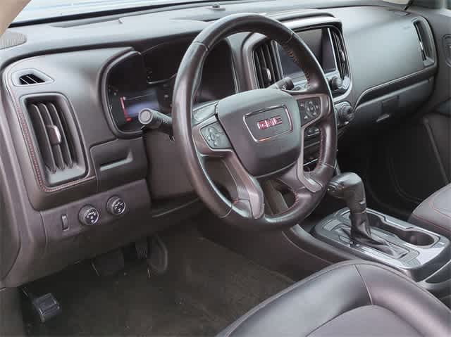 2016 GMC Canyon 4WD SLE Crew Cab 128.3 10