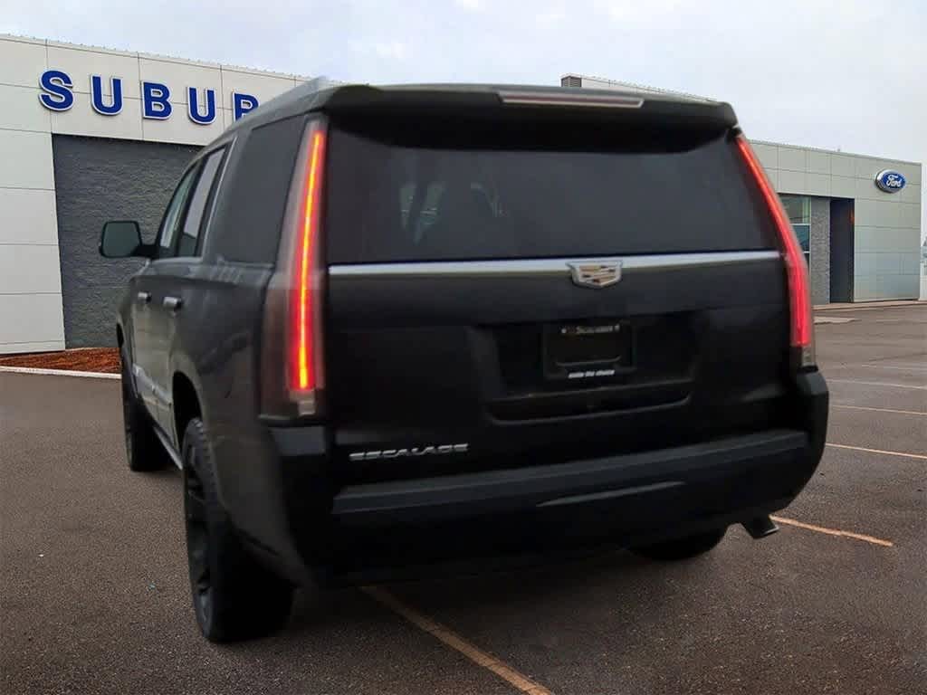 2018 Cadillac Escalade Premium Luxury 3