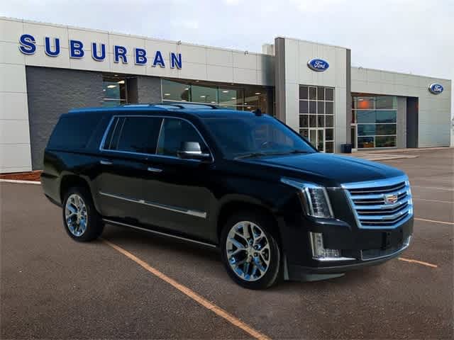 2017 Cadillac Escalade ESV Platinum 2