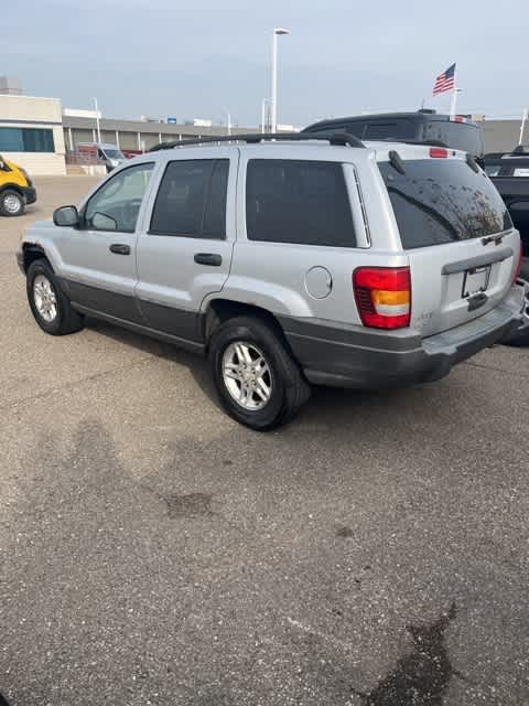 2002 Jeep Grand Cherokee Laredo 3