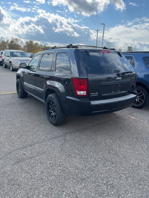 2009 Jeep Grand Cherokee Laredo 3