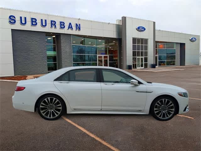 2017 Lincoln Continental Reserve 9