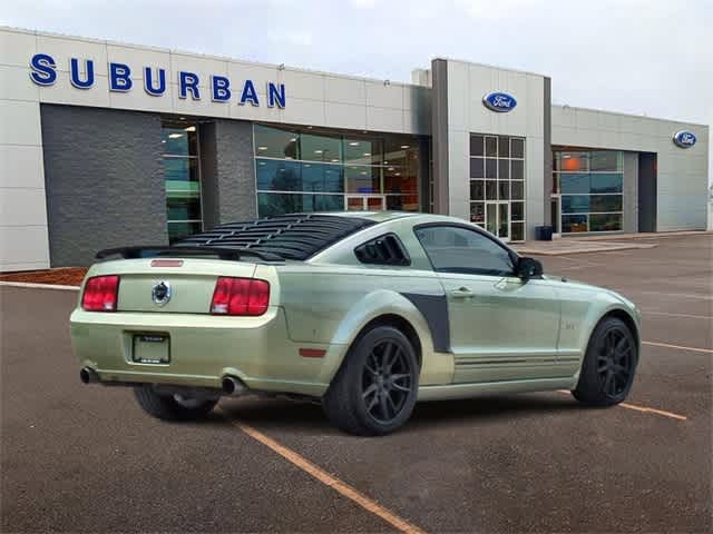 2005 Ford Mustang GT DELUXE 5