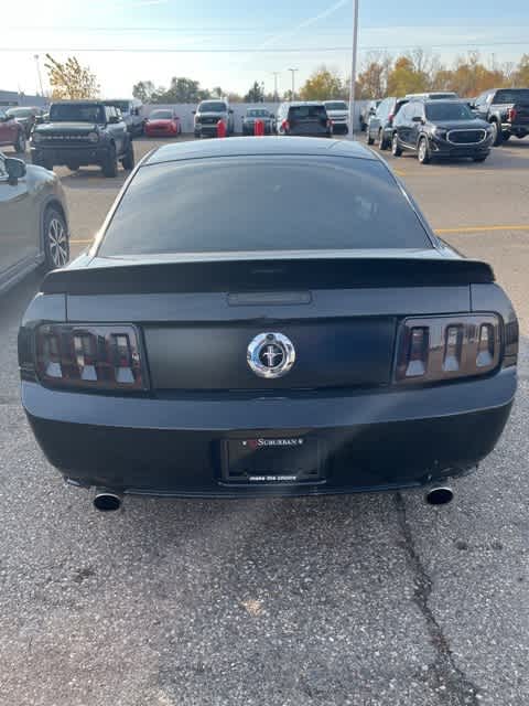 2008 Ford Mustang Deluxe 3